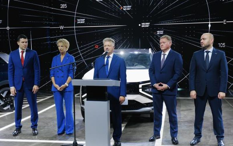 На АВТОВАЗе запустили производство кроссовера LADA Azimut — Самара450