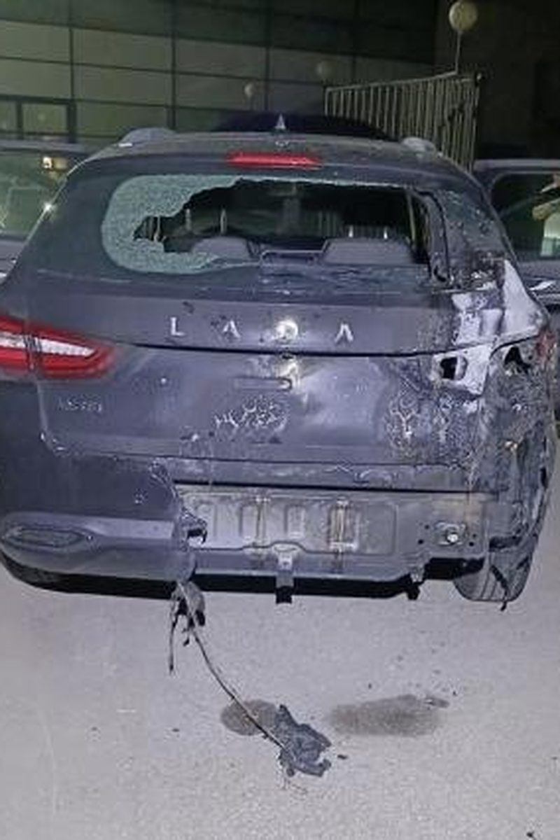 В Самарской области мужчина бросил бутылку с горючей жидкостью на территорию автосалона