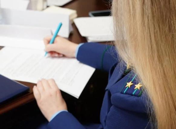 В Жигулевске выплатят компенсацию ребенку, упавшему в люк