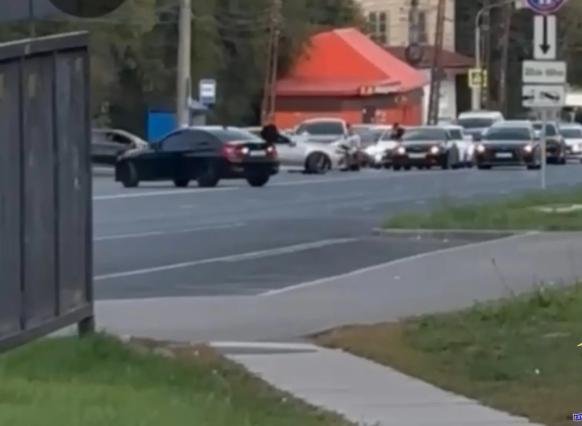 В Тольятти наказали лихачей из свадебного кортежа — фото по теме новости